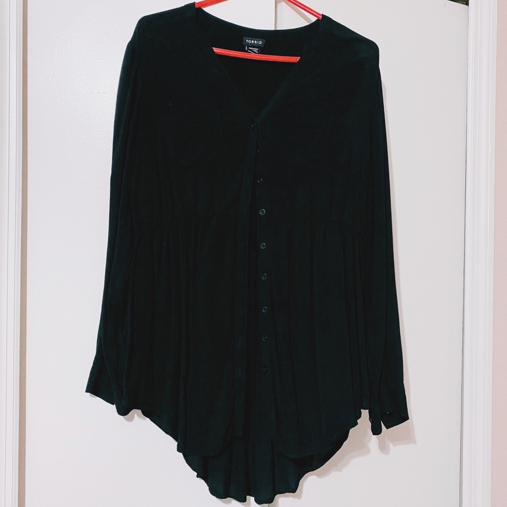 Torrid black challis button front babydoll tunic